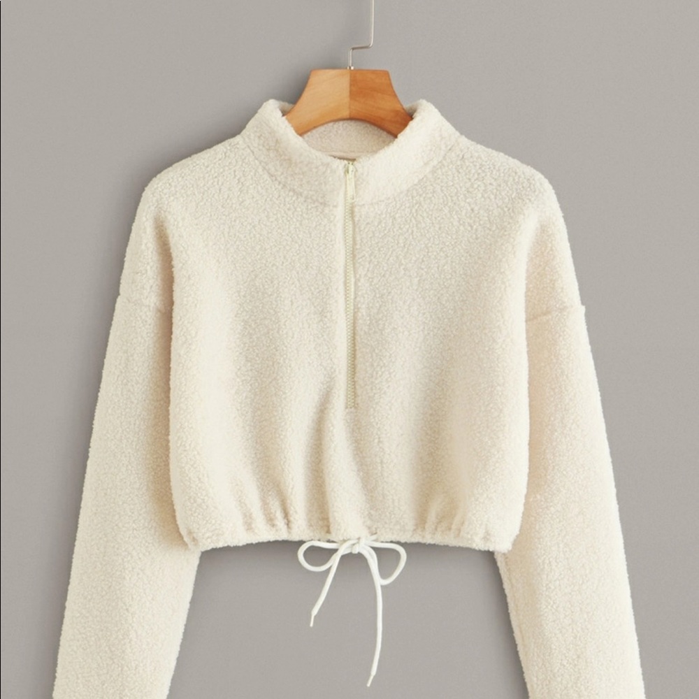 ❄️Cropped Sherpa in Cream❄️